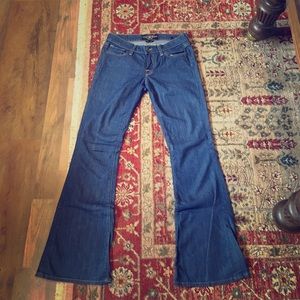 LuckyBrand- Classic Charlie Flare Jeans